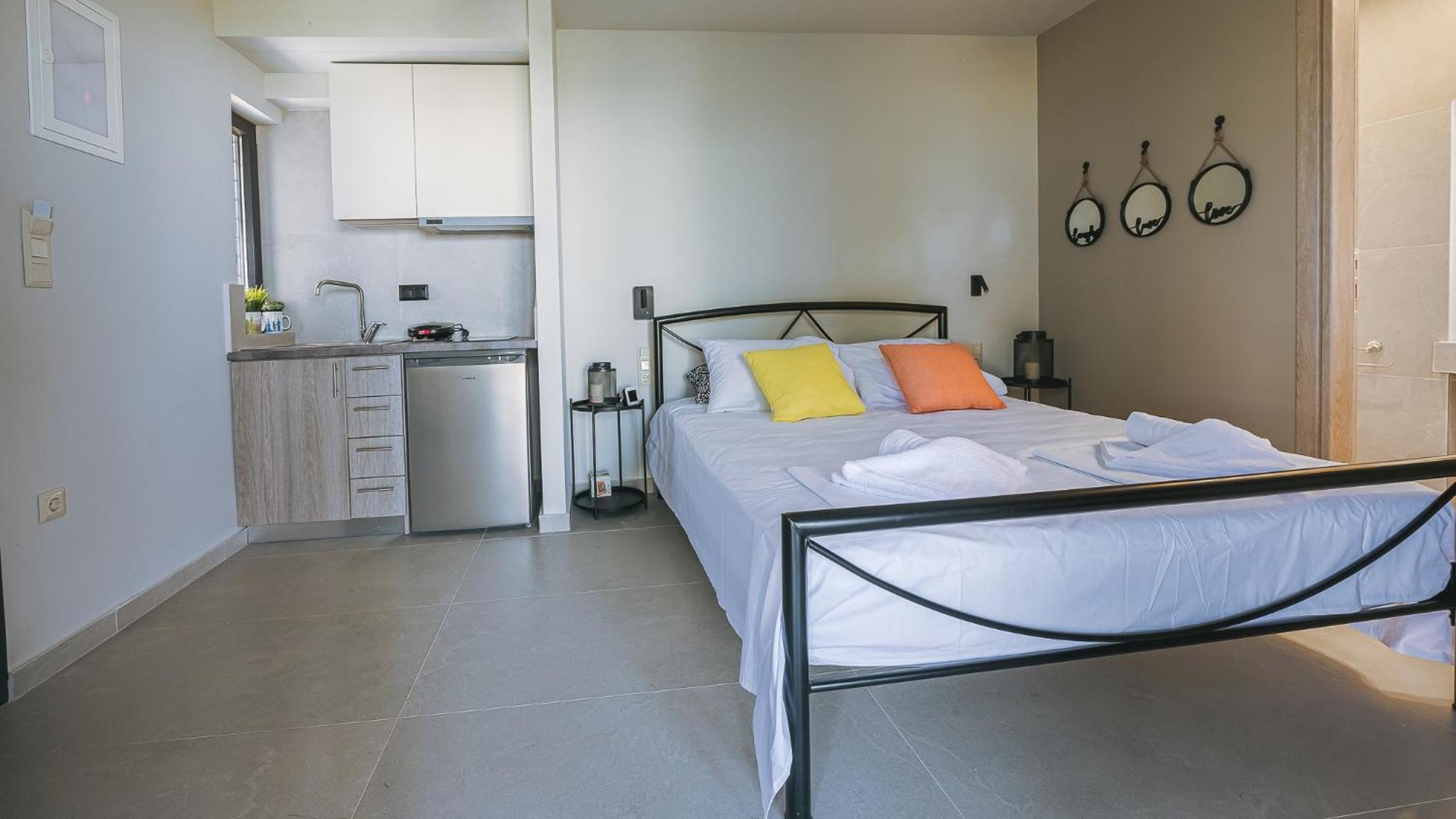 Electra Beachfront Suites, Nea Irakleia Exterior photo