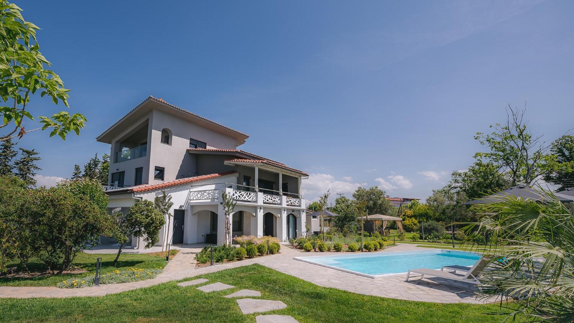 Electra Beachfront Suites, Nea Irakleia Exterior photo