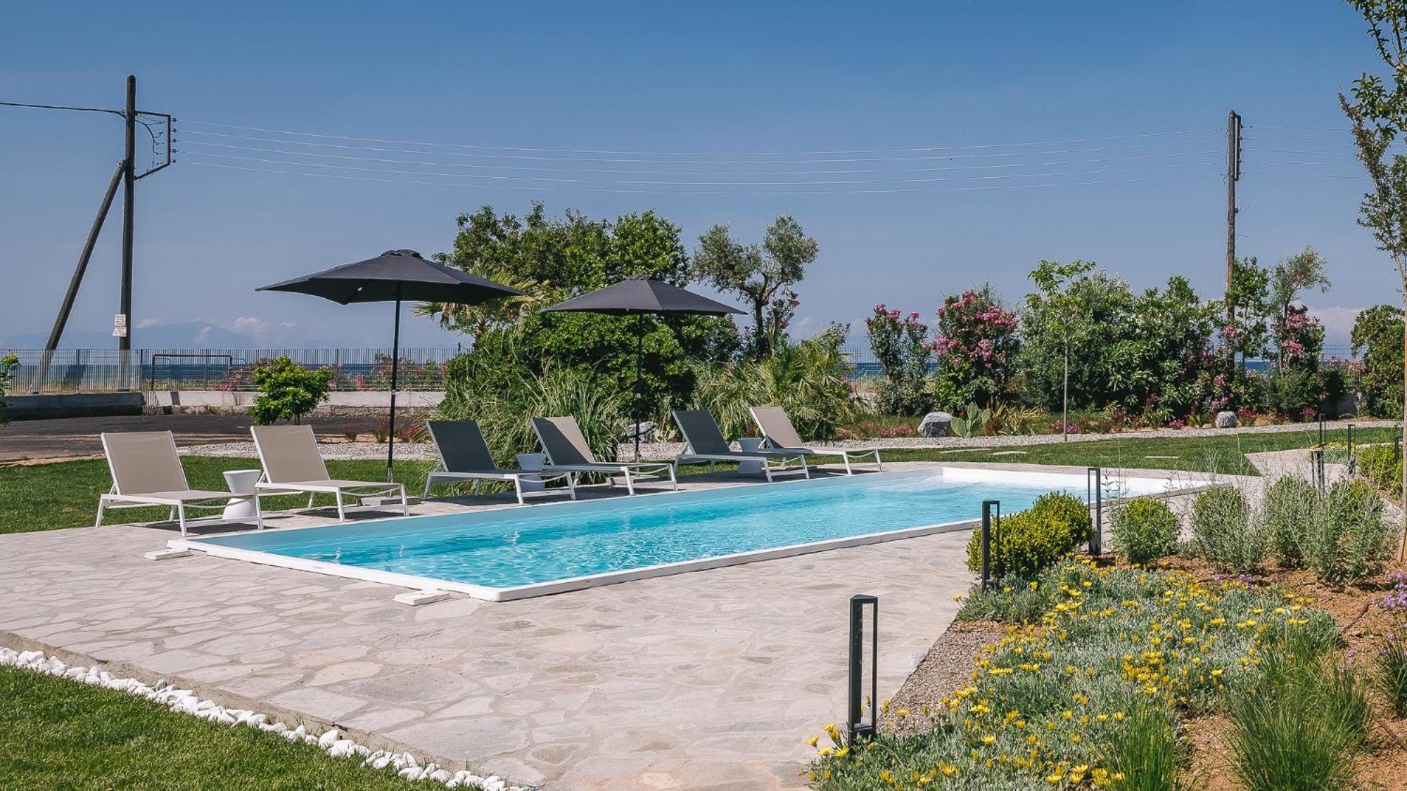 Electra Beachfront Suites, Nea Irakleia Exterior photo
