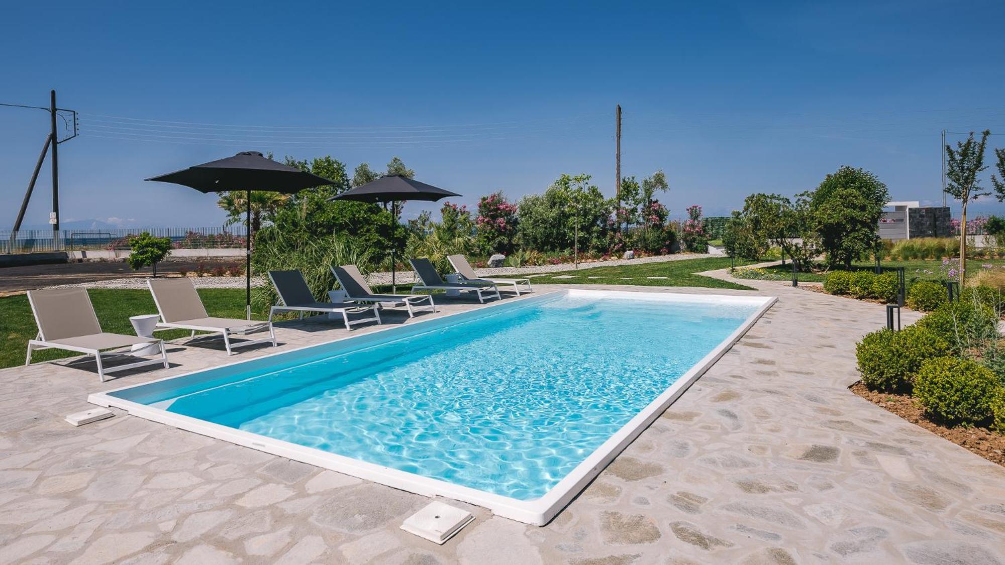 Electra Beachfront Suites, Nea Irakleia Exterior photo